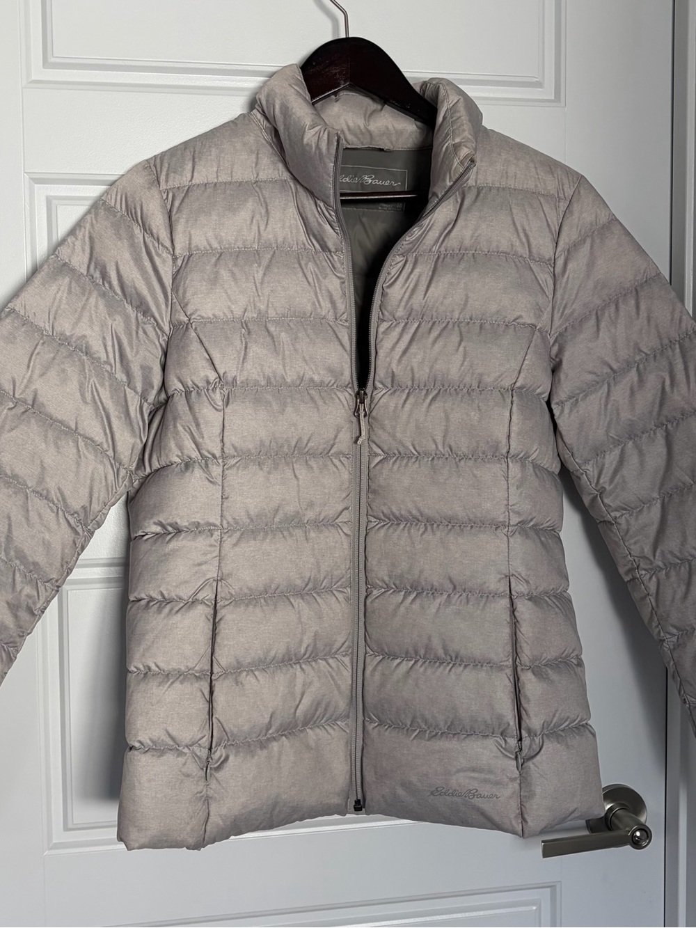 Eddie Bauer Light Gray Quilted Packable Women's Puffer Jacket